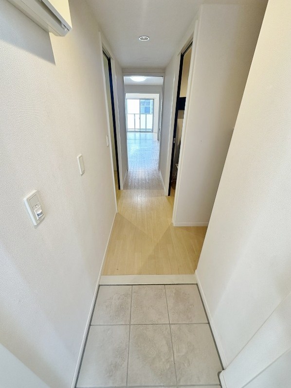 クリンピアＭＫ 玄関