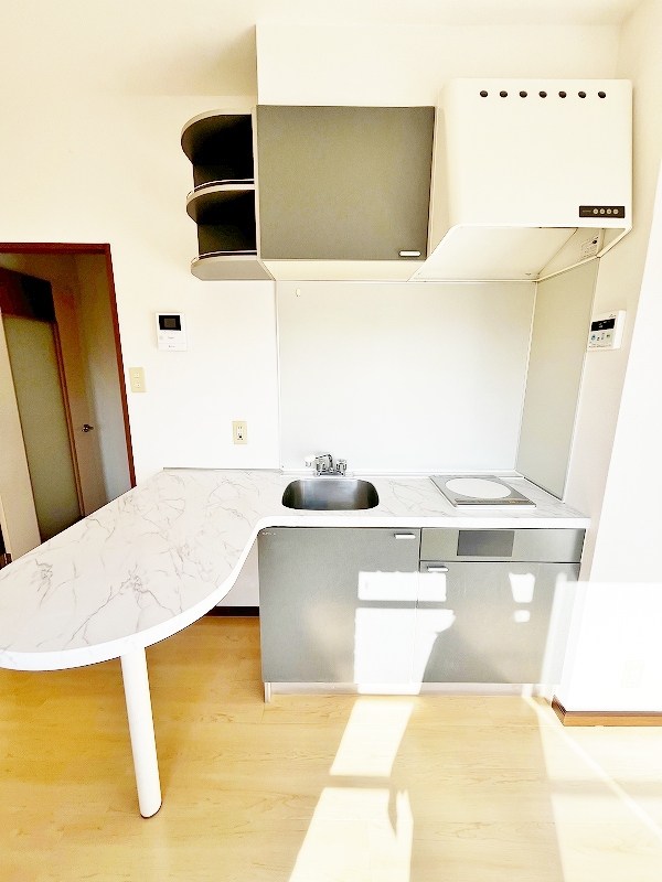 セジュール三萩野 キッチン