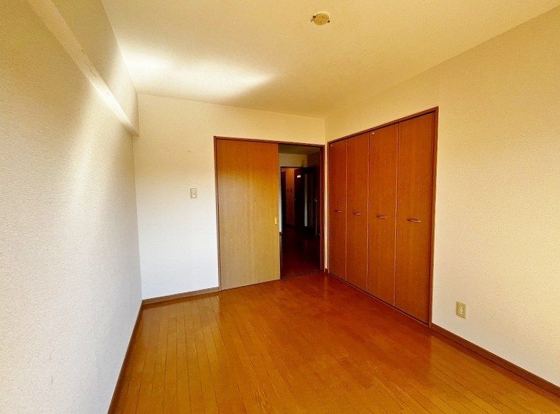 ソフィア  ベッドルーム