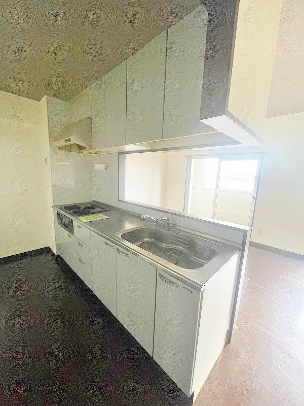 ラフィーネ到津学園通り キッチン