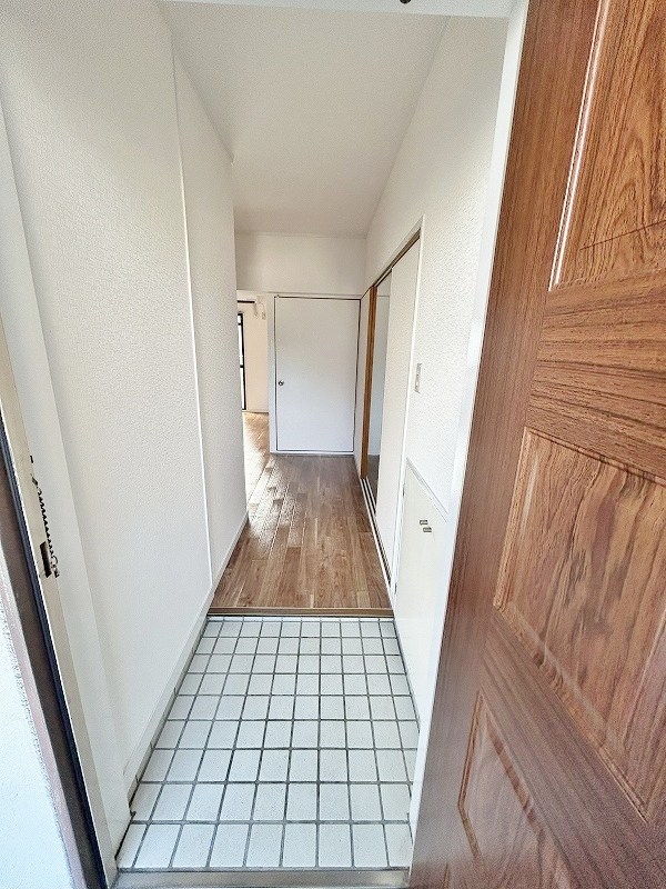 ベスト興産ビル 玄関