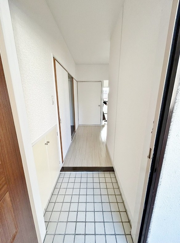 ベスト興産ビル 玄関