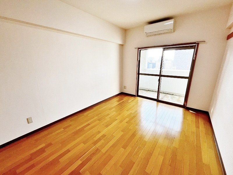 リファレンス小倉駅前 リビング