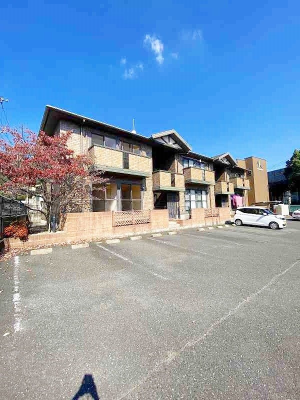 ヴィルヌーブ 202号室 外観