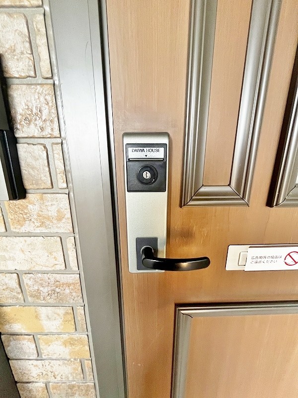 ヴィルヌーブ 玄関