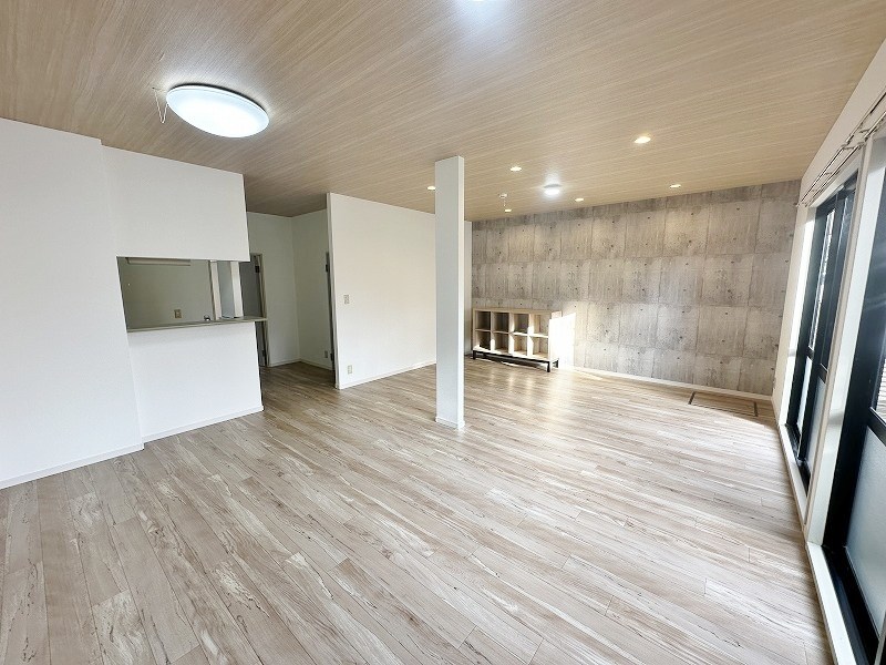 レシェンテ徳力　Ｃ棟 リビング