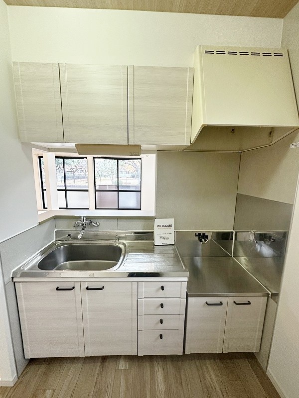 レシェンテ徳力　Ｃ棟 キッチン