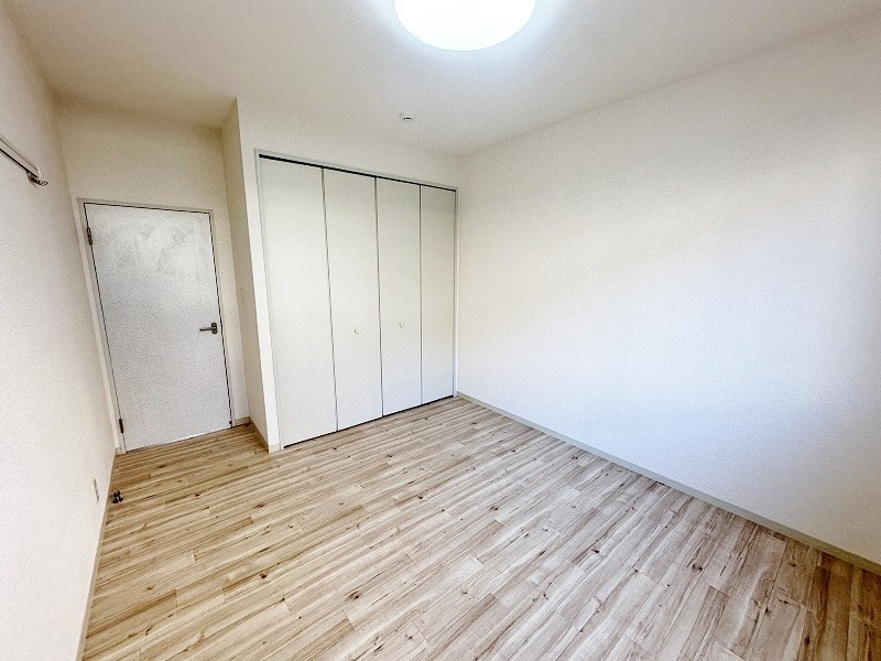 レシェンテ徳力　Ｃ棟 ベッドルーム