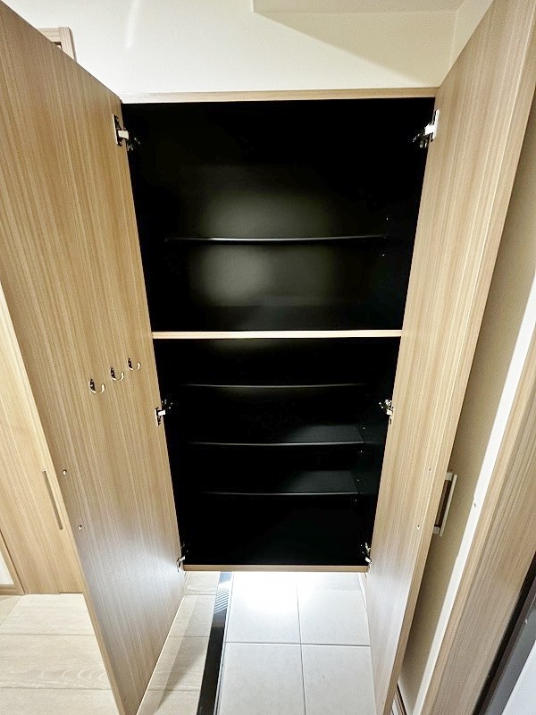 ロイヤルノースナイン 玄関