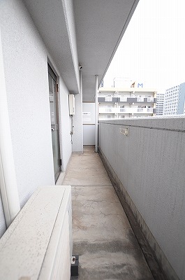 オリジンコアビル ベランダ