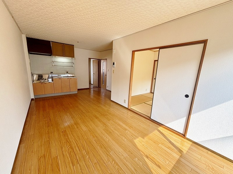 ニューセジュール緑ヶ丘　Ｃ棟 リビング