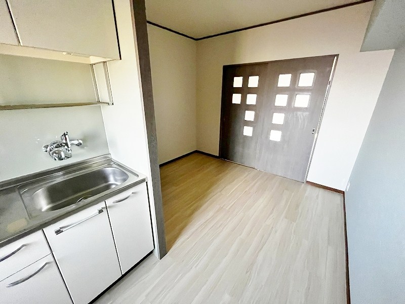 ロイヤルマジェスティ  リビング