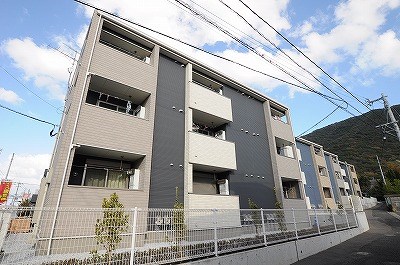 ラインハイム足立山Ａ 303号室 外観