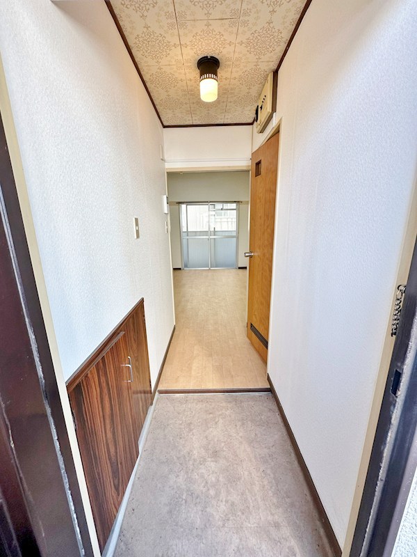 ボヌール片野 玄関