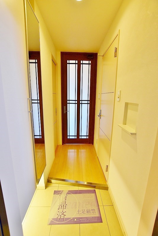 ギャラクシーヴィーラブライト 玄関