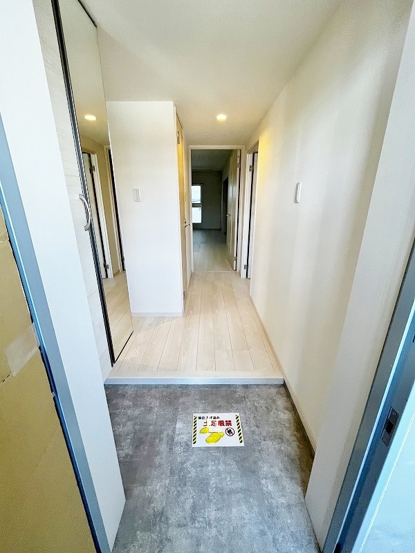 KIRA　HIAGARI（キラ日明） 玄関