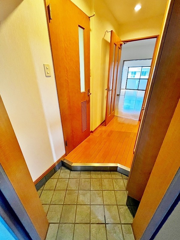 アンジェロポストⅦ 玄関