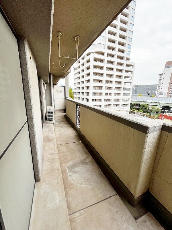 パストラール  ベランダ