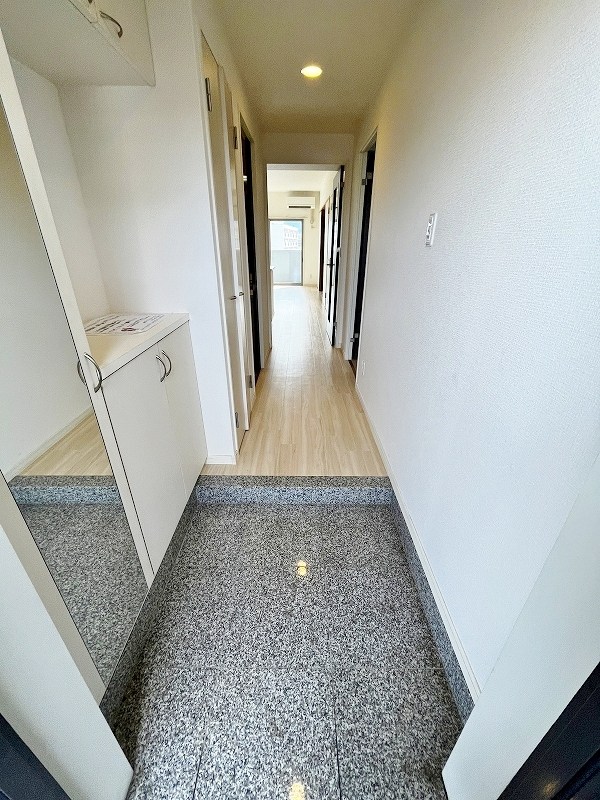 シャトレ大手町Ｓ棟  玄関