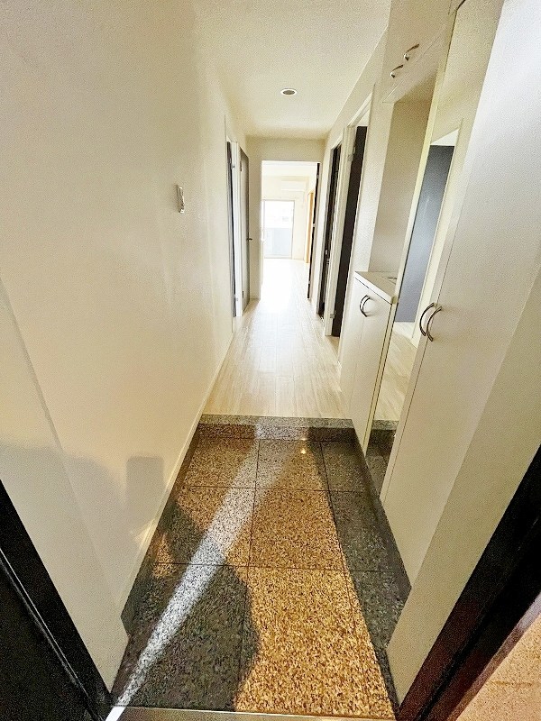 シャトレ大手町Ｎ棟 玄関