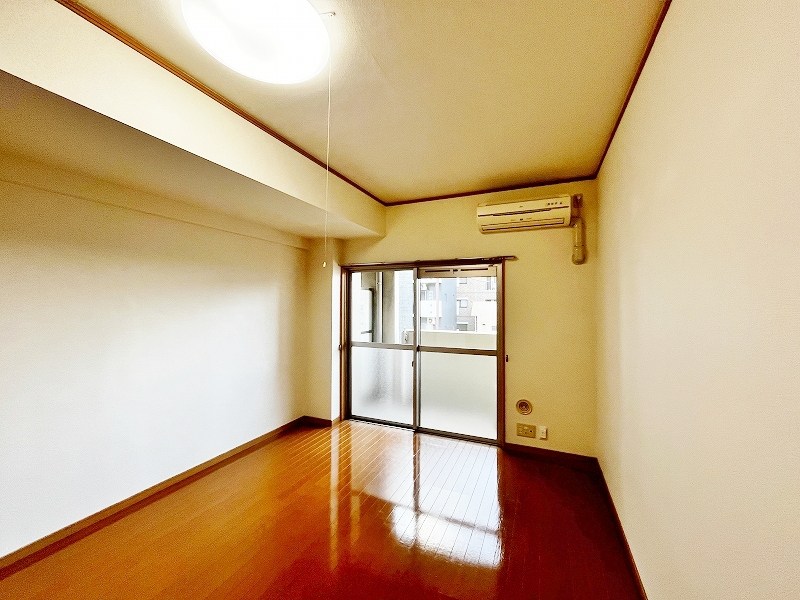 セトルイン鳳 リビング