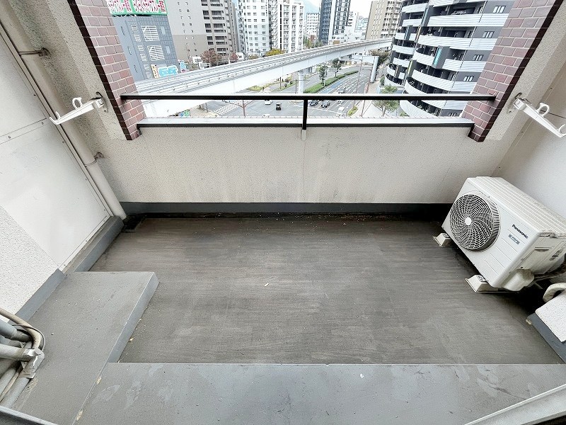 エルザビル香春口４５  ベランダ