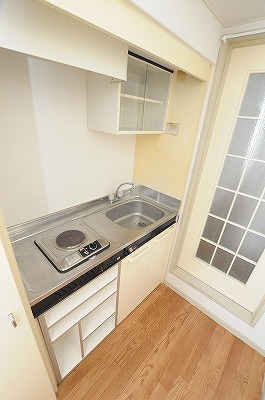 レオパレスKUMAMOTO  キッチン