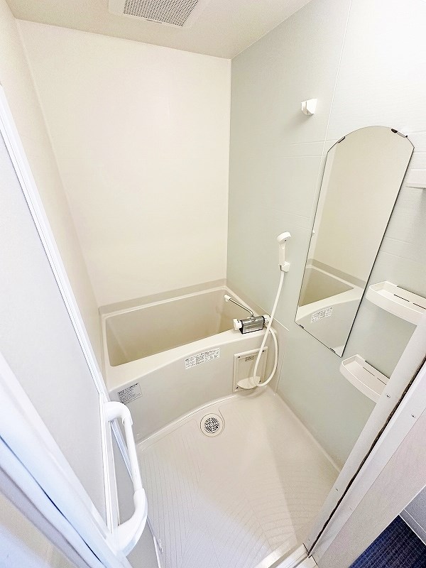 Ａ＆Ｅ　Ｇｌａｎｚ 風呂画像