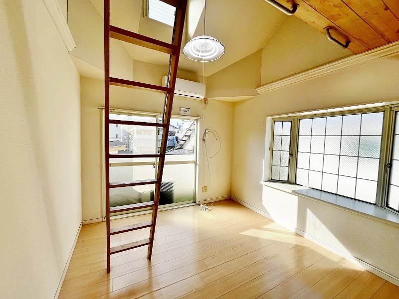 レオパレス21片野新町　A棟 リビング