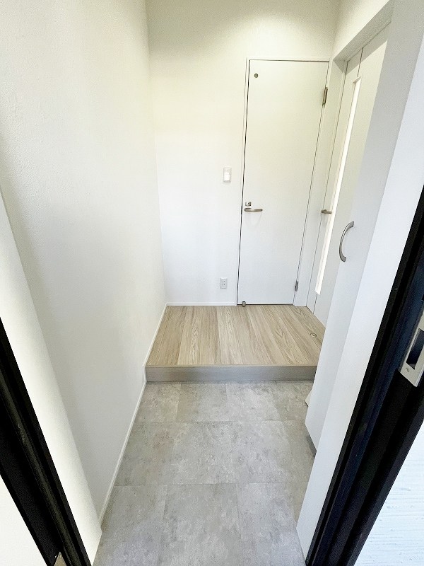 グランソレイユ篠崎 玄関