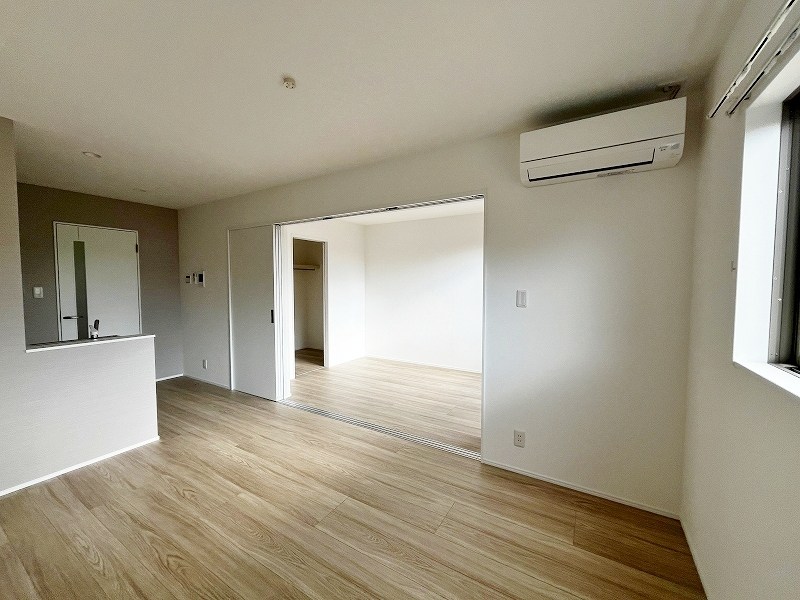 グランソレイユ篠崎 リビング