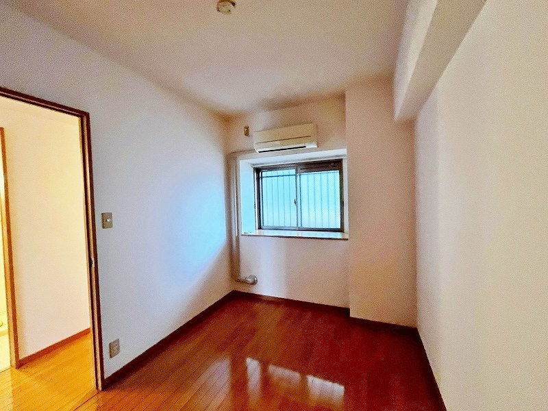 Ｊ－スクエア ベッドルーム