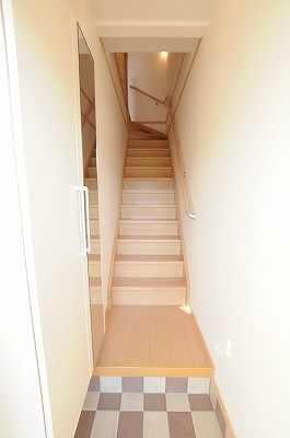 グランディールⅠ番館 玄関