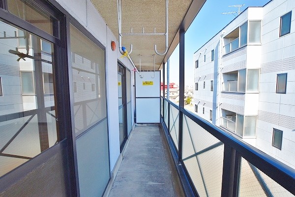 ナーセリーＹ ベランダ