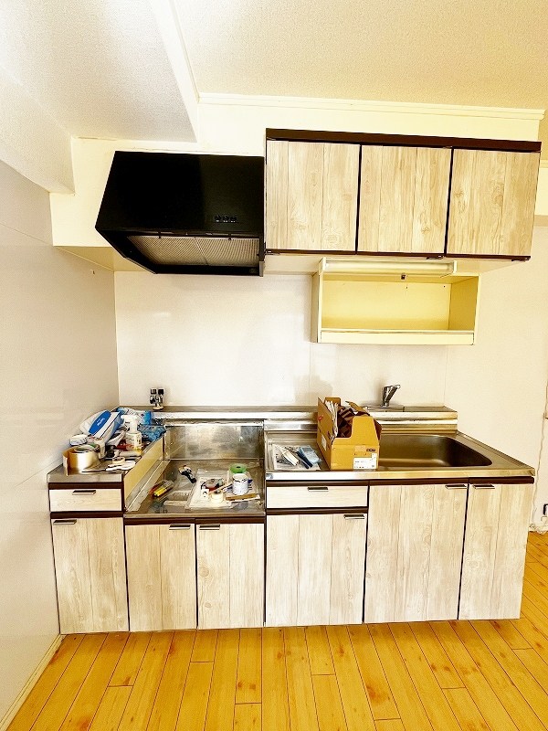 サクセス守恒 キッチン