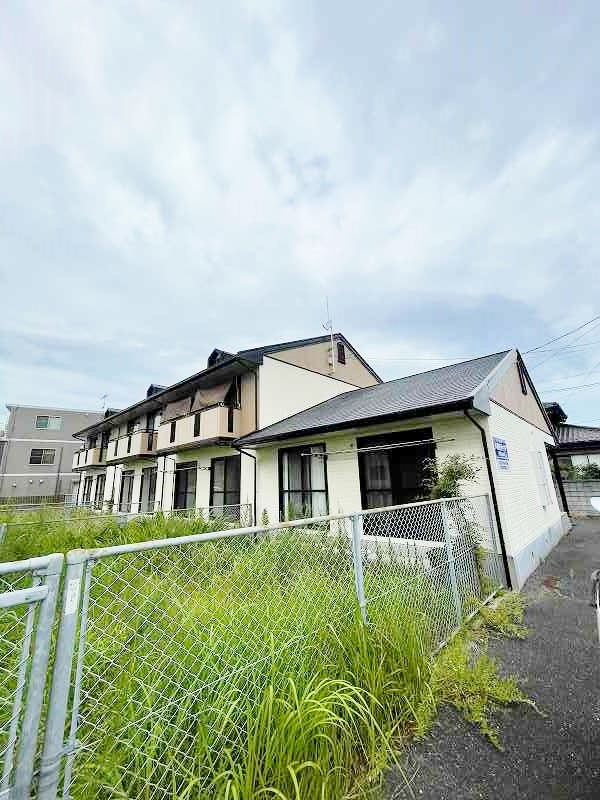 コンフォート長行 105号室 外観