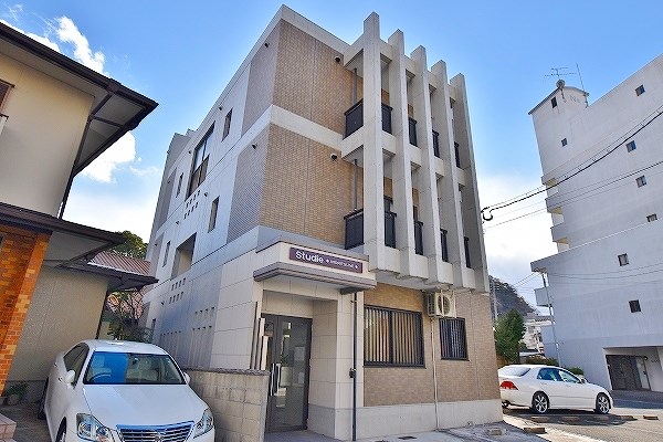Ｓｔｕｄｉｅ　ＭＯＲＩＴＳＵＮＥ（スタディ守恒） 301号室 外観