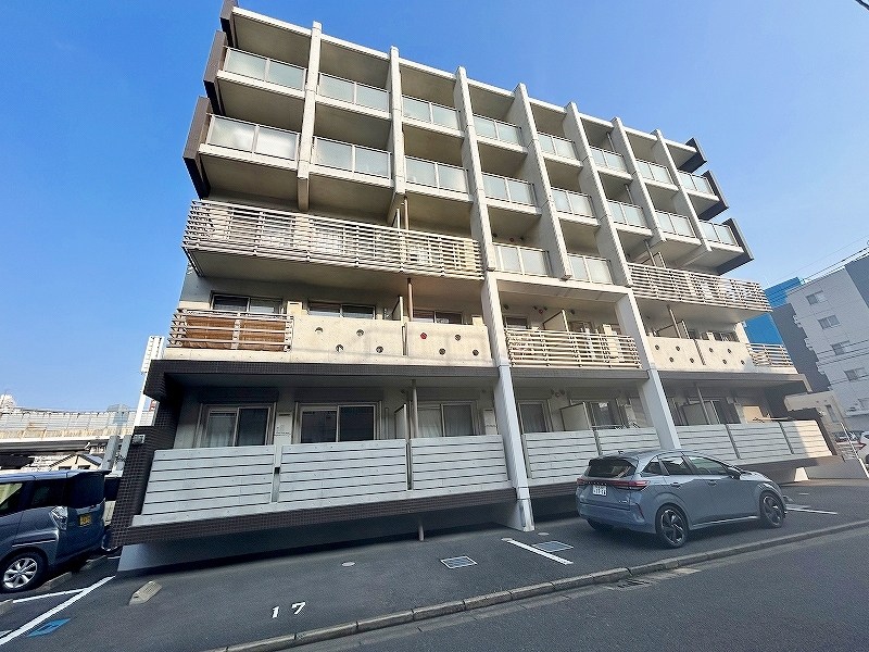 プラチナスタイル 303号室 外観