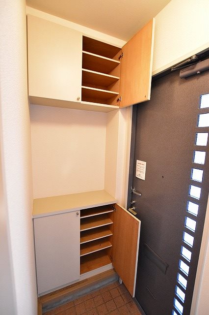 ラフィネ香嵐　Ｄ棟 玄関