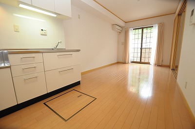 サンリマーレ  リビング