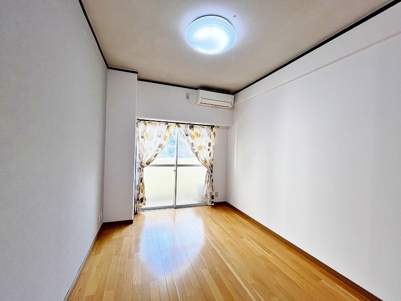 エヴァーグレイス小倉Ⅰ  リビング