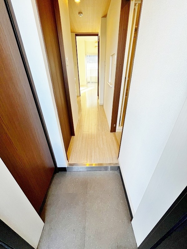 ウイングス重住 玄関