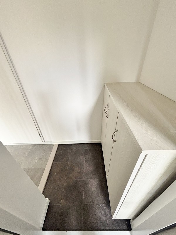 ドムス安部山 玄関