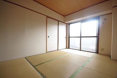 フレール清水 ベッドルーム