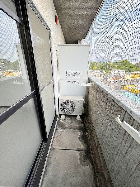 ロイヤルアネックス  ベランダ