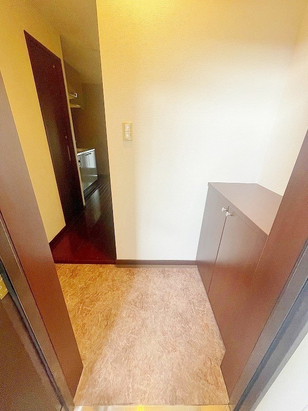 ラフィーネ到津学園通り 玄関