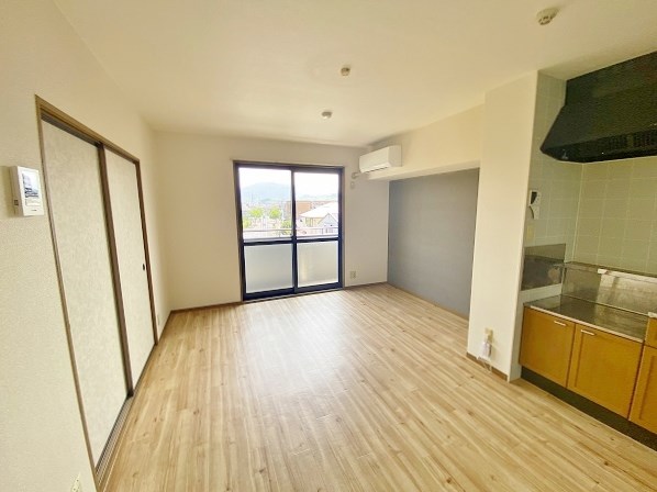 グランドゥール田中 リビング