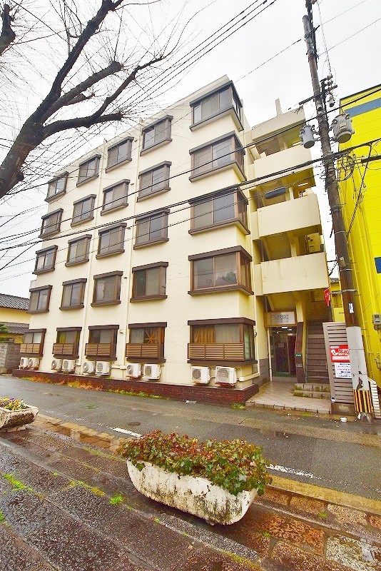 ＰＬＥＡＳＴ北九大前 107号室 外観