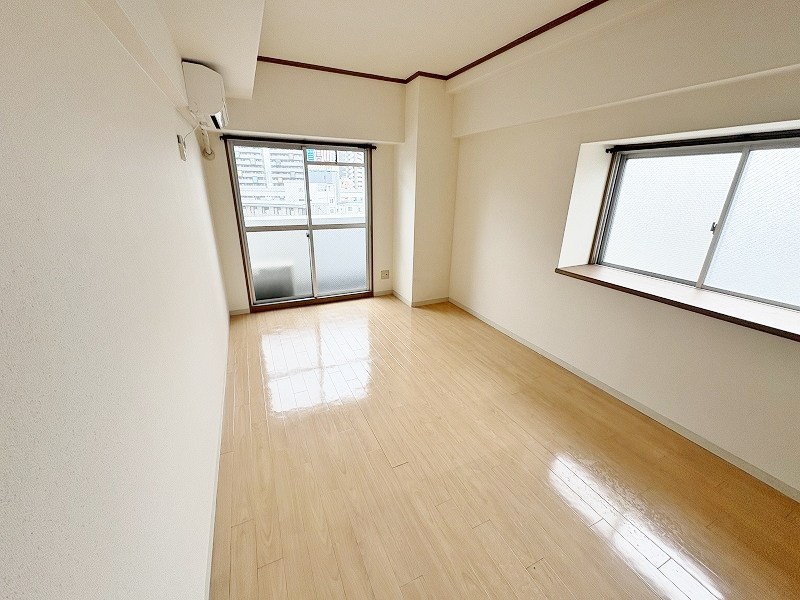 ウインズ浅香Ⅱ  リビング