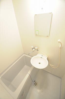 ＩＳＨＩＧＡＫＩ.ＢＬＤ 風呂画像